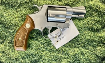 Smith & Wesson Model 60 Chief’s Special, .38 spec.