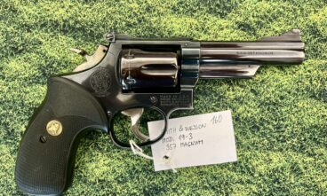 Smith & Wesson Model 19-3 Combat Magnum, .357 Magnum