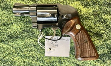 Smith & Wesson Model 49 Bodyguard, .38 spec.