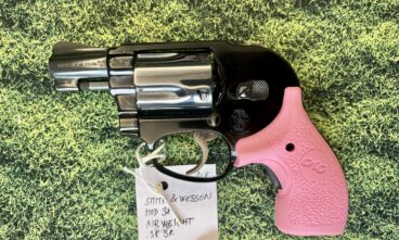 Smith & Wesson Model 38 Airweight, .38 spec.